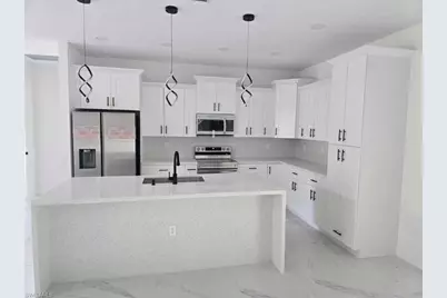 1605 Canton Ave, Lehigh Acres, FL 33972 - Photo 5