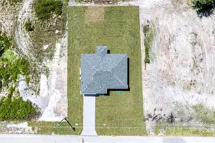 710 Theodore Vail St E, Lehigh Acres, FL 33974 - Photo 19