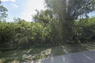 426 Paulcrest Ave, Lehigh Acres, FL 33974 - Photo 1