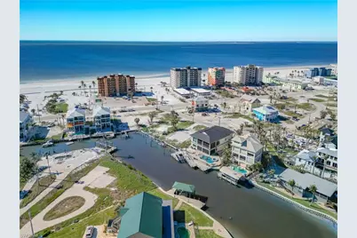 581 Carlos Cir, Fort Myers Beach, FL 33931 - Photo 7