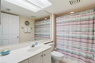 25 Bluebill Ave, Naples, FL 34108 - Photo 33