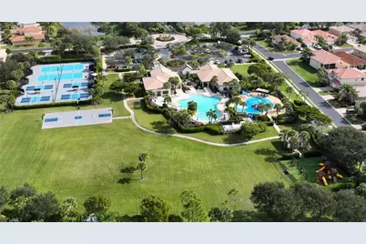 11205 Sparkleberry Dr, Fort Myers, FL 33913 - Photo 37