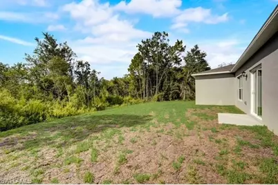 902 Grant Blvd, Lehigh Acres, FL 33974 - Photo 15