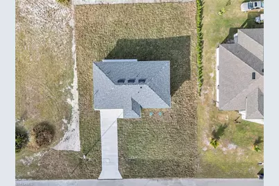 739 Foxtail St E, Lehigh Acres, FL 33974 - Photo 5