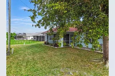 1324 SW 8th Ct, Cape Coral, FL 33991 - Photo 33