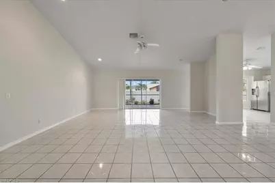 1324 SW 8th Ct, Cape Coral, FL 33991 - Photo 7