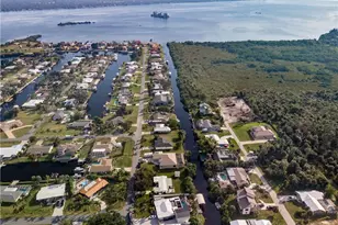 2303 Club House Rd, North Fort Myers, FL 33917 - Photo 3
