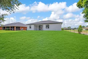 3508 35th St SW, Lehigh Acres, FL 33976 - Photo 33