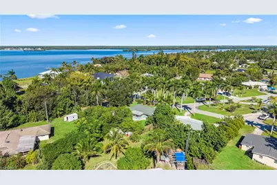 50 Palm Tree Ter, Fort Myers, FL 33905 - Photo 31
