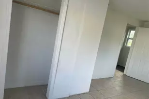 3516 E Riverside Dr, Fort Myers, FL 33916 - Photo 9