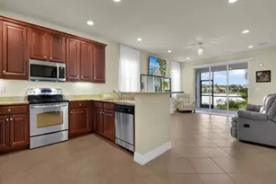 10538 Carolina Willow Dr, Fort Myers, FL 33913 - Photo 3