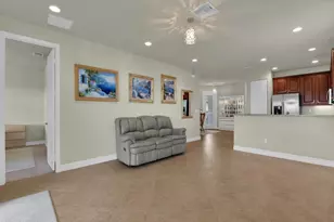 10538 Carolina Willow Dr, Fort Myers, FL 33913 - Photo 11