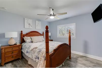 1013 NW 32nd Pl, Cape Coral, FL 33993 - Photo 13