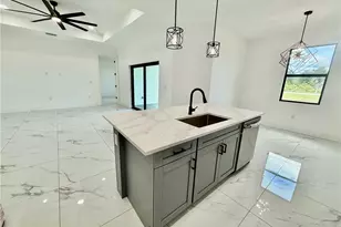 2708 Floyd Ave S, Lehigh Acres, FL 33976 - Photo 9