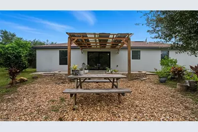 2701 E 18th St, Lehigh Acres, FL 33972 - Photo 23