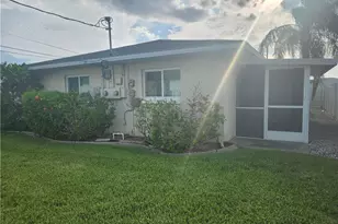 1623 SW Santa Barbara Pl, Cape Coral, FL 33991 - Photo 3