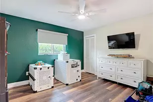 911 SW 33rd Terrace, Cape Coral, FL 33914 - Photo 15