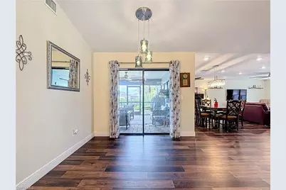 911 SW 33rd Ter, Cape Coral, FL 33914 - Photo 7