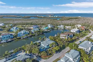 1543 San Carlos Bay Dr, Sanibel, FL 33957 - Photo 31