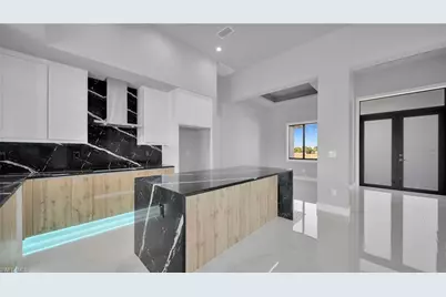 1521 NW 37th Ave, Cape Coral, FL 33993 - Photo 3