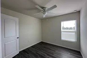 1315 NW 15th Ave, Cape Coral, FL 33993 - Photo 7