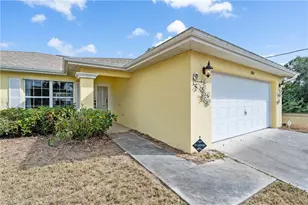2812 Beth Ave N, Lehigh Acres, FL 33971 - Photo 5