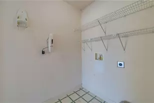 1901 SE 5th Pl, Cape Coral, FL 33990 - Photo 21