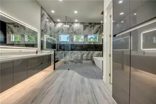 5254 Tamiami Ct, Cape Coral, FL 33904 - Photo 25