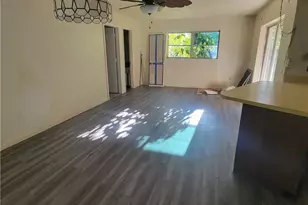 140 Fairview Ave, Fort Myers, FL 33905 - Photo 5