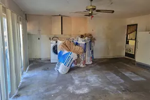 140 Fairview Ave, Fort Myers, FL 33905 - Photo 3