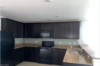 815 Lystra Ave, Fort Myers, FL 33913 - Photo 3