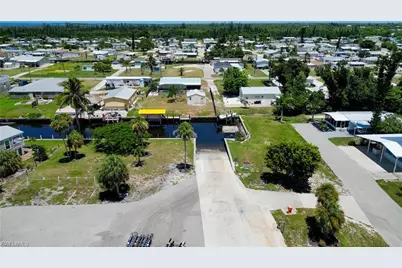 7306 Cobiac Dr, Saint James City, FL 33956 - Photo 35