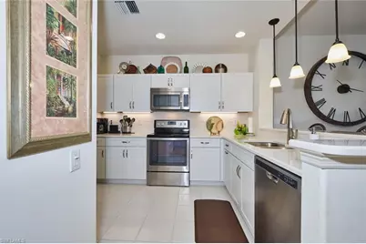 9170 Southmont Cv #305, Fort Myers, FL 33908 - Photo 13