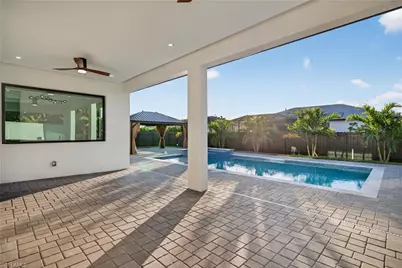 326 SW 25th Ave, Cape Coral, FL 33991 - Photo 9