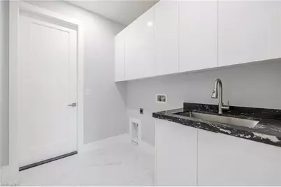 313 SE 2nd St, Cape Coral, FL 33990 - Photo 21