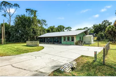 521 Monterey St, North Fort Myers, FL 33903 - Photo 27