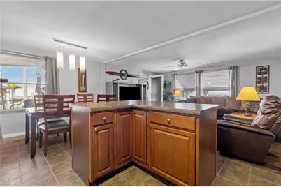 3165 Mercury Ln, North Fort Myers, FL 33903 - Photo 9