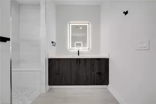 3435 SW 8th Ct, Cape Coral, FL 33914 - Photo 9