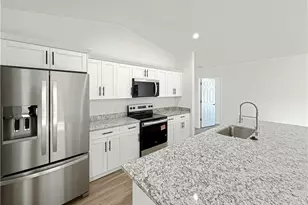 8157 Albatross Rd, Fort Myers, FL 33967 - Photo 9