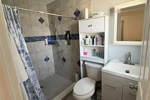 121 SW Trafalgar Parkway, Cape Coral, FL 33991 - Photo 11