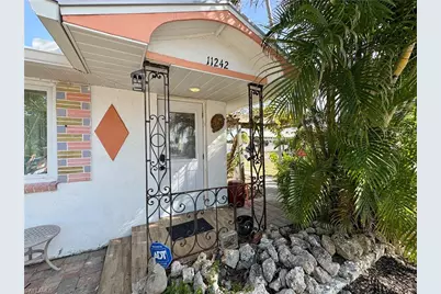 11242 Matlacha Ave, Matlacha, FL 33993 - Photo 19