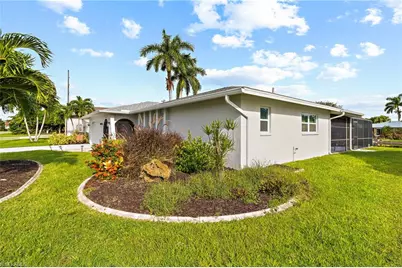 107 SE 39th St, Cape Coral, FL 33904 - Photo 3