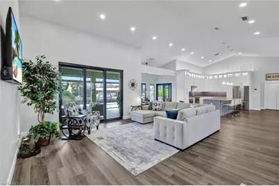 5346 SW 10th Ave, Cape Coral, FL 33914 - Photo 5