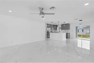 2505 39th St SW, Lehigh Acres, FL 33976 - Photo 5