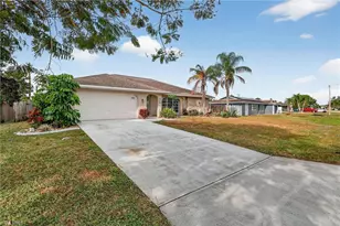 3902 SE 2nd Pl, Cape Coral, FL 33904 - Photo 37