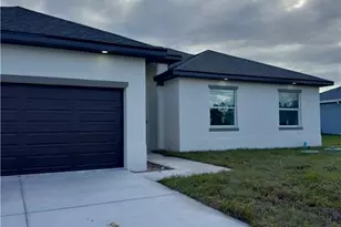 748 Chestnut St E, Lehigh Acres, FL 33974 - Photo 3