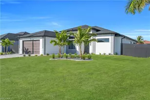 921 NW 8th Terrace, Cape Coral, FL 33993 - Photo 3