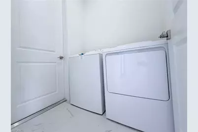 2130 NE 26th St, Cape Coral, FL 33909 - Photo 37