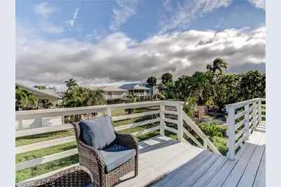 911 North St, Fort Myers Beach, FL 33931 - Photo 19