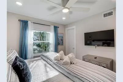 911 North St, Fort Myers Beach, FL 33931 - Photo 27